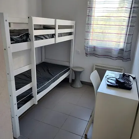 Les Demeures De La Massane Apartment *